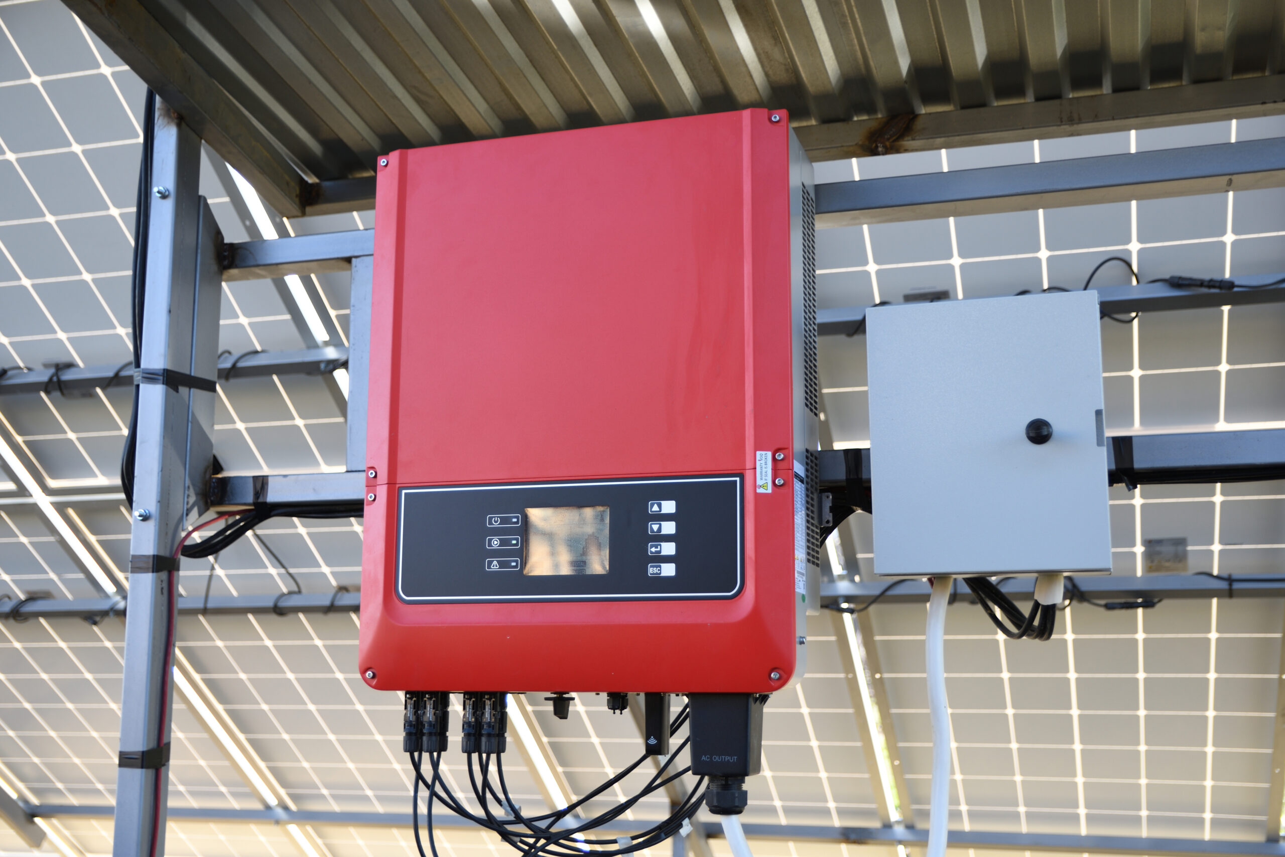 Solar battery management system. Solar tracking system